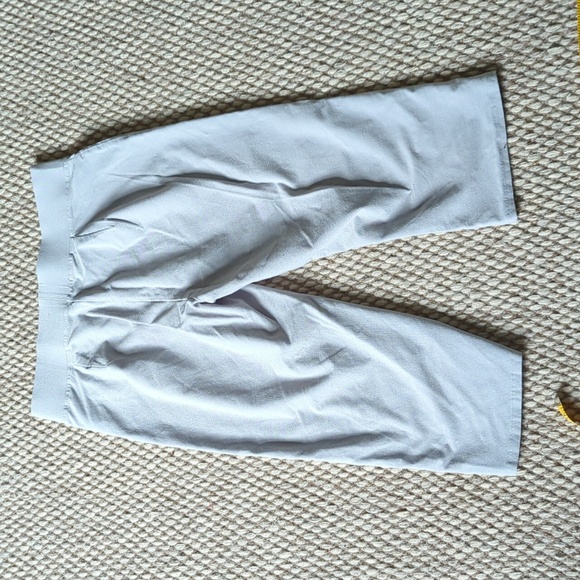 Eileen Fisher cropped light gray pants - Picture 6 of 7